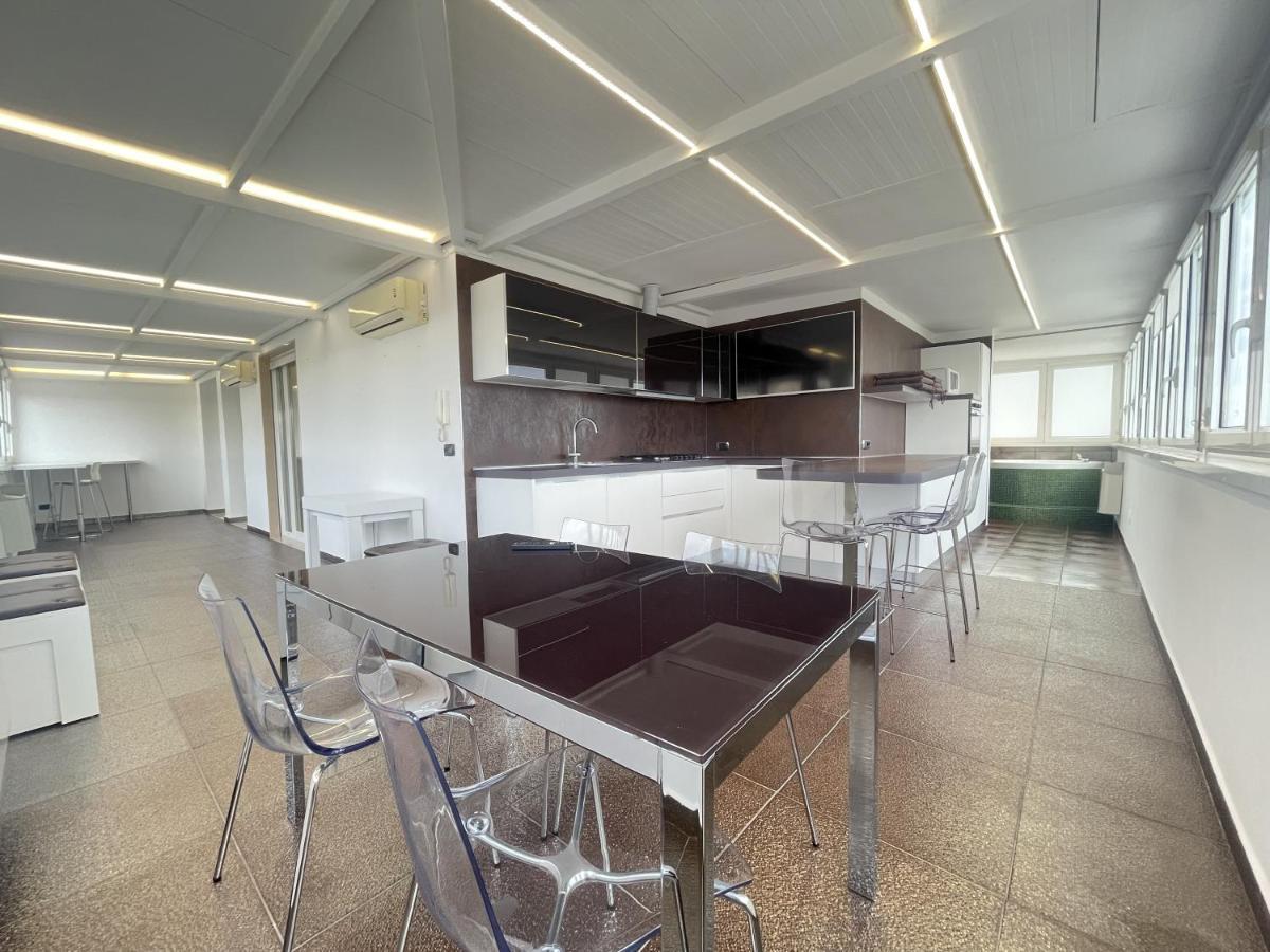 Cconforthotels Appartamento Skyline Bari Eksteriør billede